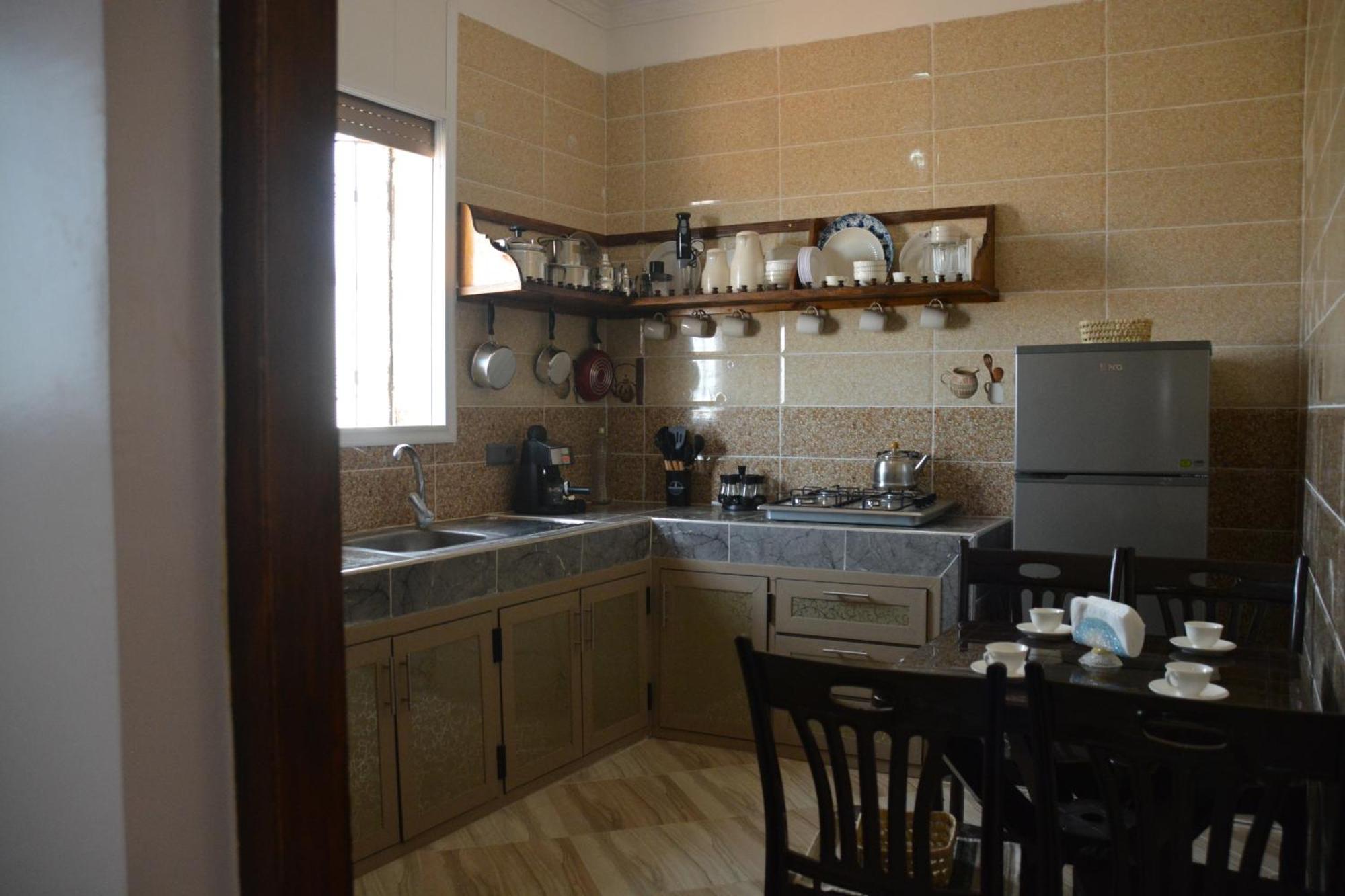 塔哈佐特Azour House公寓 外观 照片